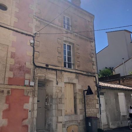 Le Bjorn - T1 Chaleureux Refait A Neuf - Centre Lägenhet Niort Exteriör bild